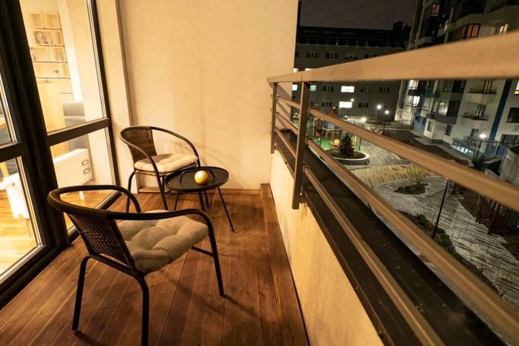 Loft Studio Near Smart Plaza Polytech, Center Kyiv Exterior photo